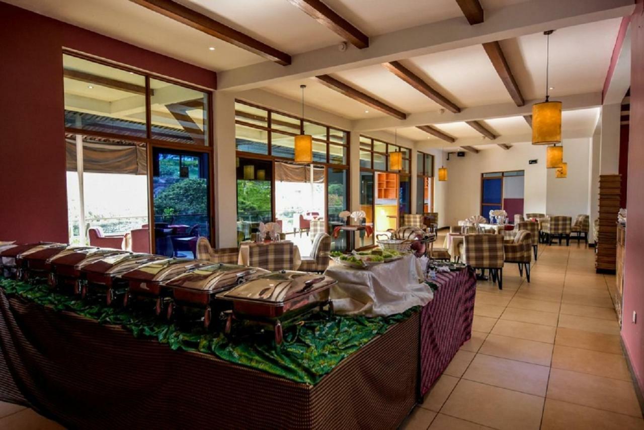 Orient Park Hotel Kigali Buitenkant foto